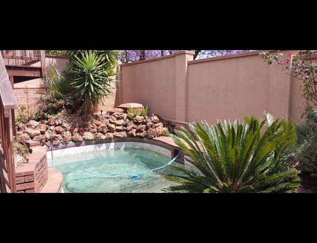 3 BEDROOM HOUSE FOR SALE IN KENSINGTON